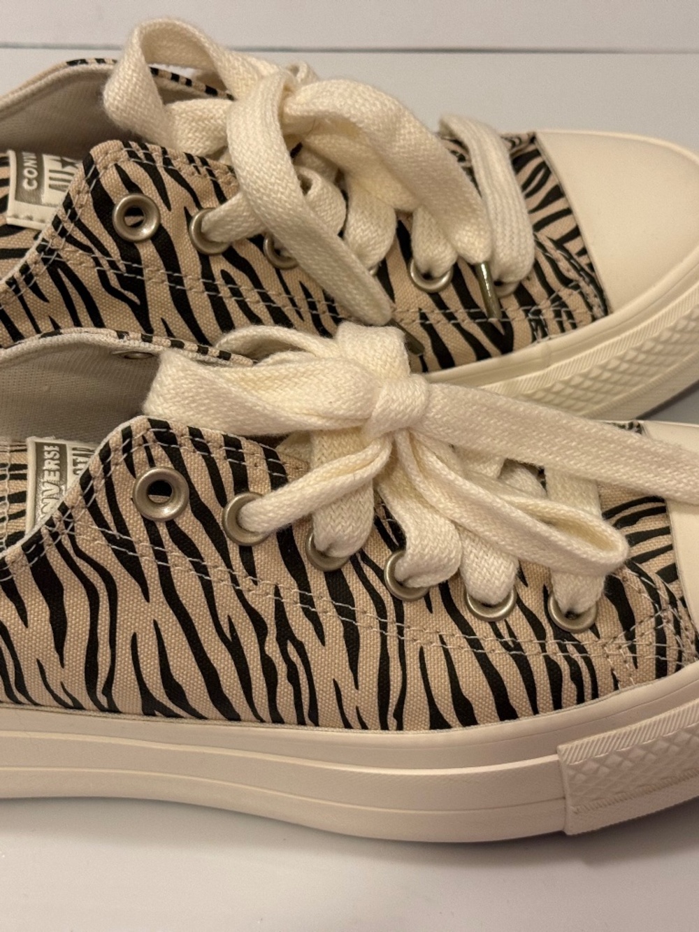 Converse Lift Platform Zebra Print Sneakers Women’s 7.5